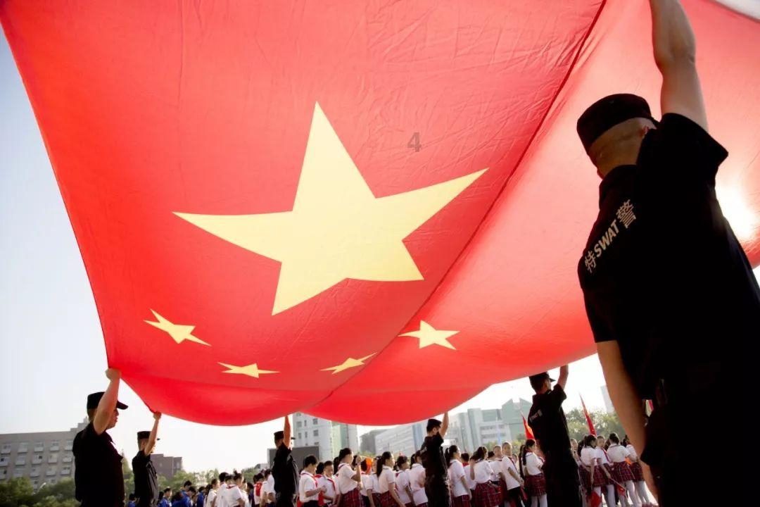 聪明的双子座很难成功的原因是什么？他们对工作的态度是什么？游戏画面
